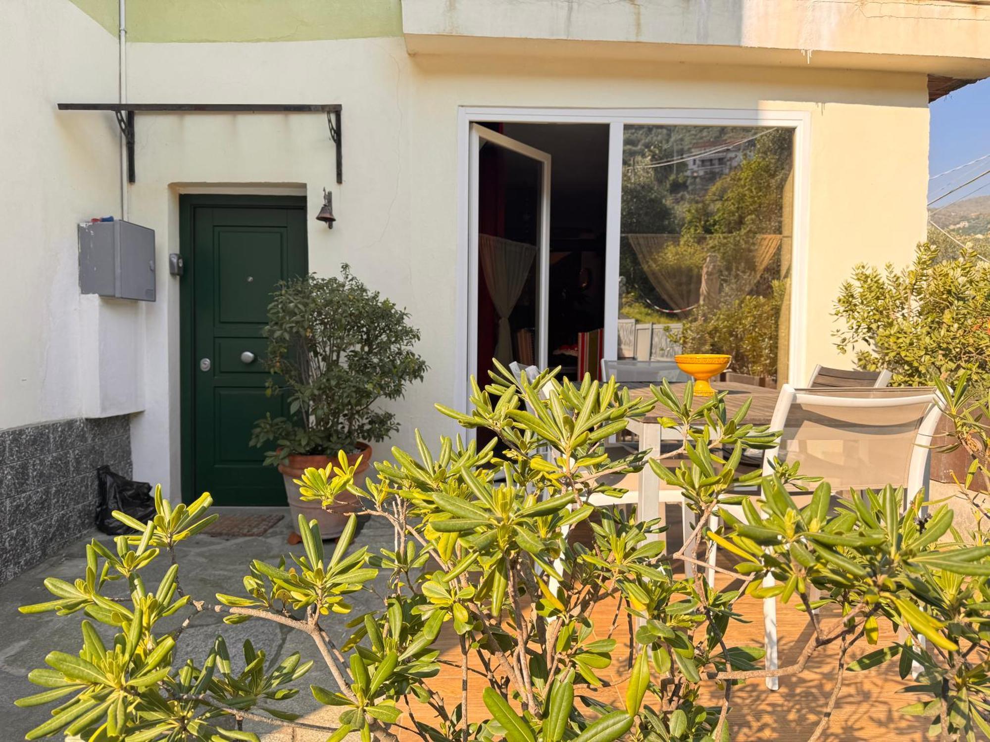 Casa Bisou Italia Wifi Et Parking Free Privato Villa Diano San Pietro Exterior foto